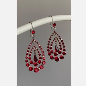 Red teardrop chandelier earring